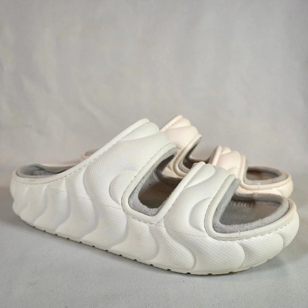 Crocs Classic Cozzzy Overpuff Chalk White Sandal Mens 10 Lined Dual Strap Slides